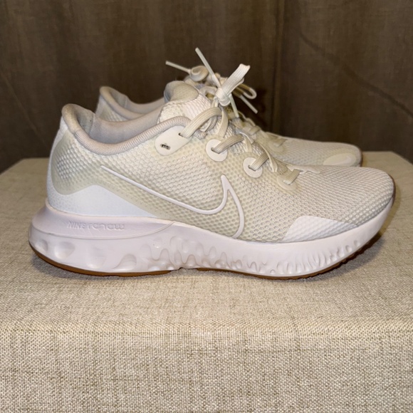 Nike | Renew Run White Gum Men's Sneakers | Size 8 - Picture 10 of 10